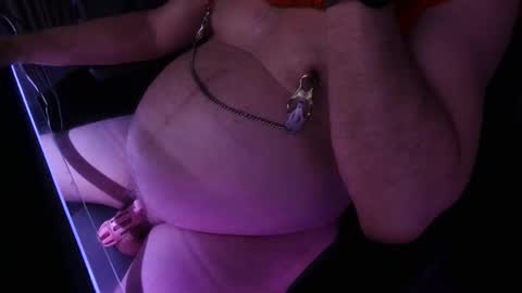 Snapshot of bi_chubby_sub61 chatting on April 12, 5:12 am Redmoon online show from April 12, 5:12 am