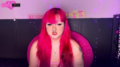 Snapshot of biablack chatting on April 9, 1:38 am Bianca Black online show from April 9, 1:38 am