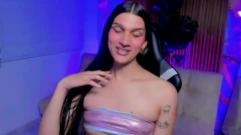 bianca_baldwin01 online show from June 13, 11:13 pm