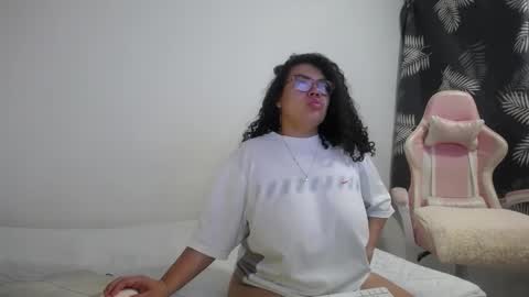 Bianca Tuesday to Sunday from 2am to 6am UTC-5 online show from October 25, 9:17 am