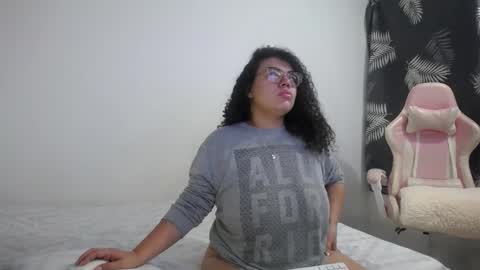 Bianca Tuesday to Sunday from 2am to 6am UTC-5 online show from November 18, 9:47 am