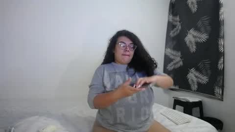 Snapshot of bianca_boobs chatting on April 9, 9:36 am Bianca Tuesday to Sunday from 2am to 6am UTC-5 online show from April 9, 9:36 am
