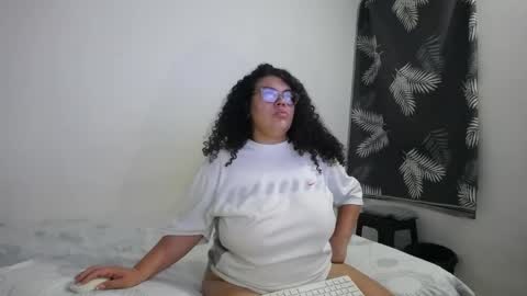 Snapshot of bianca_boobs chatting on May 20, 9:15 am Bianca Tuesday to Sunday from 2am to 6am UTC-5 online show from May 20, 9:15 am