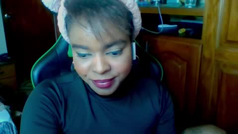 bianca ebony online show from January 4, 5:37 am
