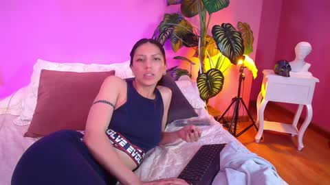 Bianca online show from December 20, 10:16 am