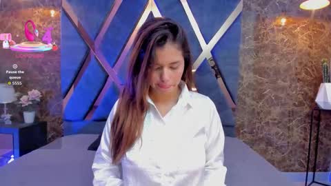 Snapshot of bianca_vega_ chatting on December 15, 11:14 am bianca_vega_ online show from December 15, 11:14 am