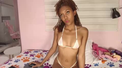 Snapshot of biancaa__18 chatting on October 8, 7:22 pm biancaa__18 online show from October 8, 7:22 pm