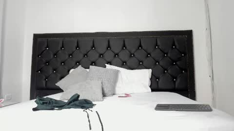 BiancaFords online show from April 29, 5:30 pm