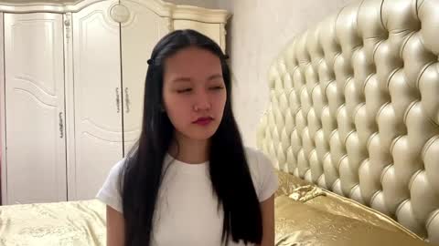 Snapshot of biancahuret chatting on March 27, 6:41 am Aya online show from March 27, 6:41 am