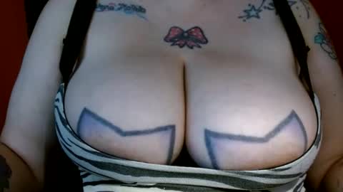 Snapshot of bianka_star_ chatting on February 12, 1:50 pm bianca online show from February 12, 1:50 pm