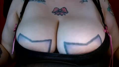 Snapshot of bianka_star_ chatting on April 10, 12:54 pm bianca online show from April 10, 12:54 pm