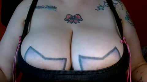 Snapshot of bianka_star_ chatting on April 25, 1:52 pm bianca online show from April 25, 1:52 pm