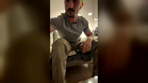 biberonplein1010 online show from April 5, 10:07 pm