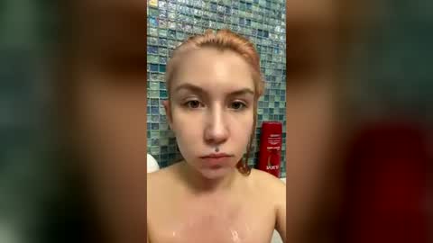 Snapshot of bibi_iva chatting on June 27, 6:02 pm bibi_iva online show from June 27, 6:02 pm