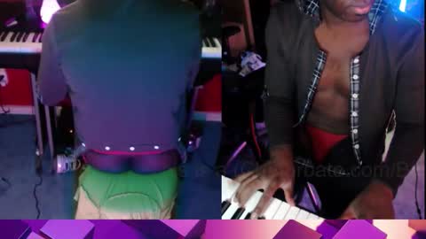 BicepsandFrot online show from January 10, 7:10 am