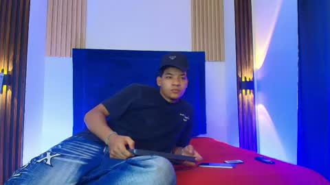 Snapshot of bick_jhonn chatting on June 1, 7:37 pm Bick Khonn online show from June 1, 7:37 pm