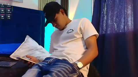 Snapshot of bick_jhonn chatting on June 8, 7:25 pm Bick Khonn online show from June 8, 7:25 pm
