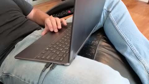 Bicuriouspanties online show from September 13, 4:18 pm