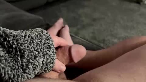 Snapshot of biddie65 chatting on January 18, 8:29 am biddie65 online show from January 18, 8:29 am