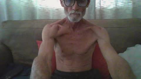 BiEntry online show from January 18, 1:04 pm