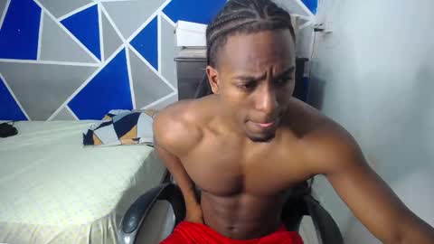 Snapshot of big_black11 chatting on October 19, 11:33 am big_black11 online show from October 19, 11:33 am