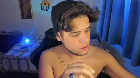 Snapshot of big_cockjughead chatting on July 20, 10:01 pm Logan Sprouse online show from July 20, 10:01 pm