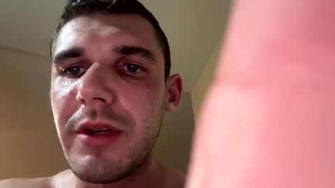 Snapshot of big_d_nick chatting on March 31, 6:58 am big_d_nick online show from March 31, 6:58 am