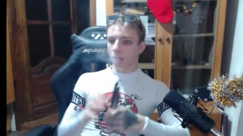 big_joni online show from December 17, 9:26 am