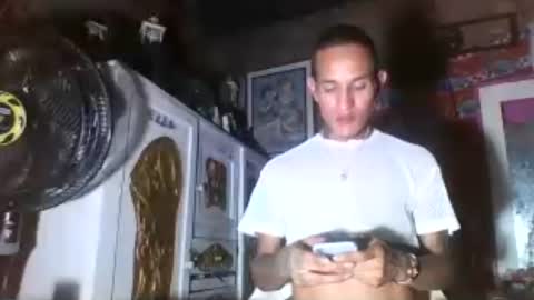 Stiven Leon online show from July 22, 2:36 am