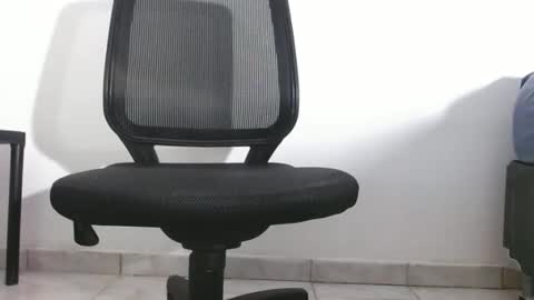 Snapshot of big_masterr chatting on December 22, 4:53 am big_masterr online show from December 22, 4:53 am