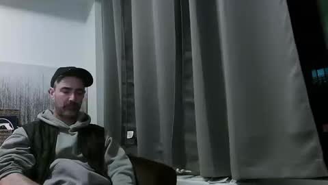 Snapshot of big_tit_blondelover chatting on October 19, 3:51 am big_tit_blondelover online show from October 19, 3:51 am