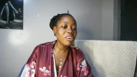 Snapshot of bigass001_ chatting on October 16, 1:45 pm bigass001_ online show from October 16, 1:45 pm