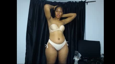 Snapshot of bigass898 chatting on May 21, 5:53 pm helen online show from May 21, 5:53 pm