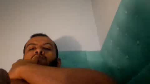 Snapshot of bigassboyfr chatting on January 18, 4:48 am bigassboyfr online show from January 18, 4:48 am