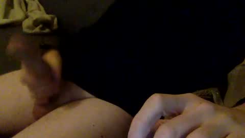 Snapshot of bigb2525252525 chatting on December 4, 8:07 pm bigb2525252525 online show from December 4, 8:07 pm