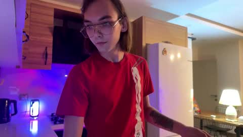 Marco online show from September 29, 7:51 pm