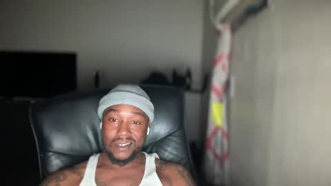 bigbackwoodcali online show from January 18, 9:02 am