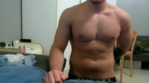 bigballsnojoke online show from December 6, 9:13 pm