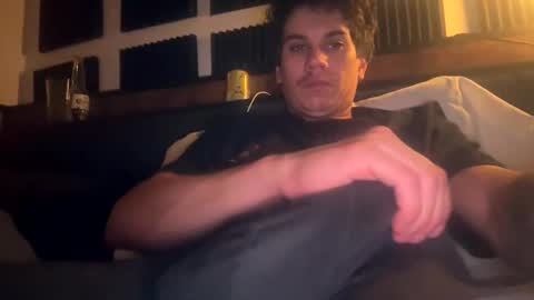 Snapshot of bigben281330 chatting on October 19, 9:54 am bigben281330 online show from October 19, 9:54 am