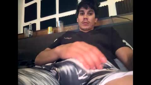 Snapshot of bigben281330 chatting on October 21, 6:30 pm bigben281330 online show from October 21, 6:30 pm