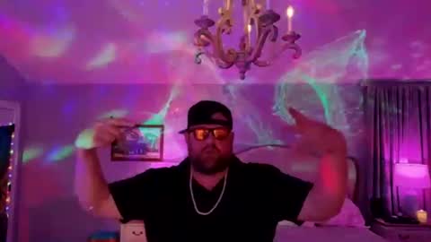 Bigboi1o11 online show from April 23, 8:02 am