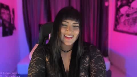 bigboobs cloe online show from March 5, 9:05 am