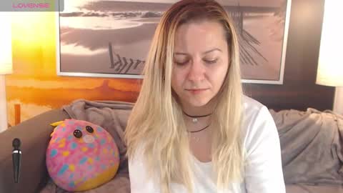 BigBoobsArri online show from January 17, 3:45 am