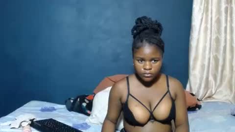 Snapshot of bigbooby55 chatting on October 27, 1:20 am bigbooby55 online show from October 27, 1:20 am