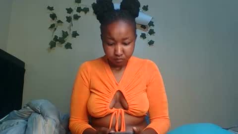 BigBoootyy online show from September 12, 7:08 am