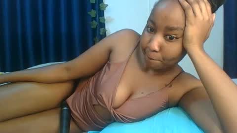 BigBoootyy online show from September 23, 6:38 am