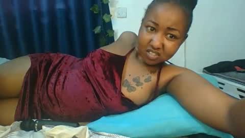 BigBoootyy online show from September 25, 7:01 am