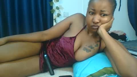 BigBoootyy online show from September 27, 7:24 am