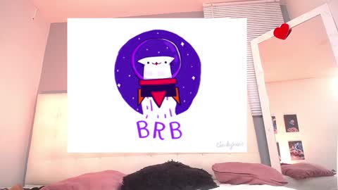 Mia online show from December 18, 12:54 am