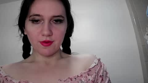 Isabella online show from December 13, 8:58 pm